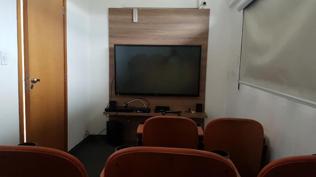 Spot Residence Sao Carlos 700M Da Usp Екстер'єр фото