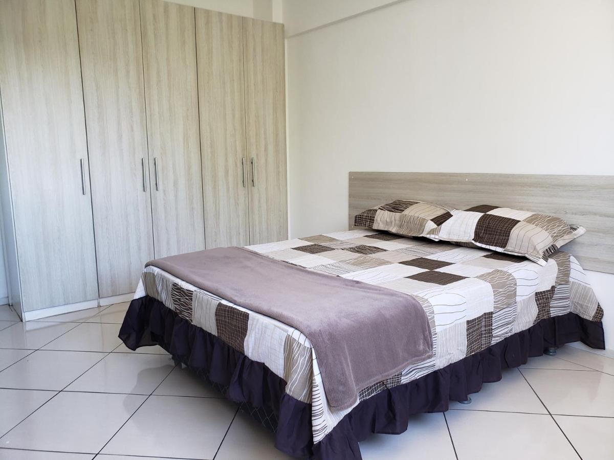 Spot Residence Sao Carlos 700M Da Usp Екстер'єр фото